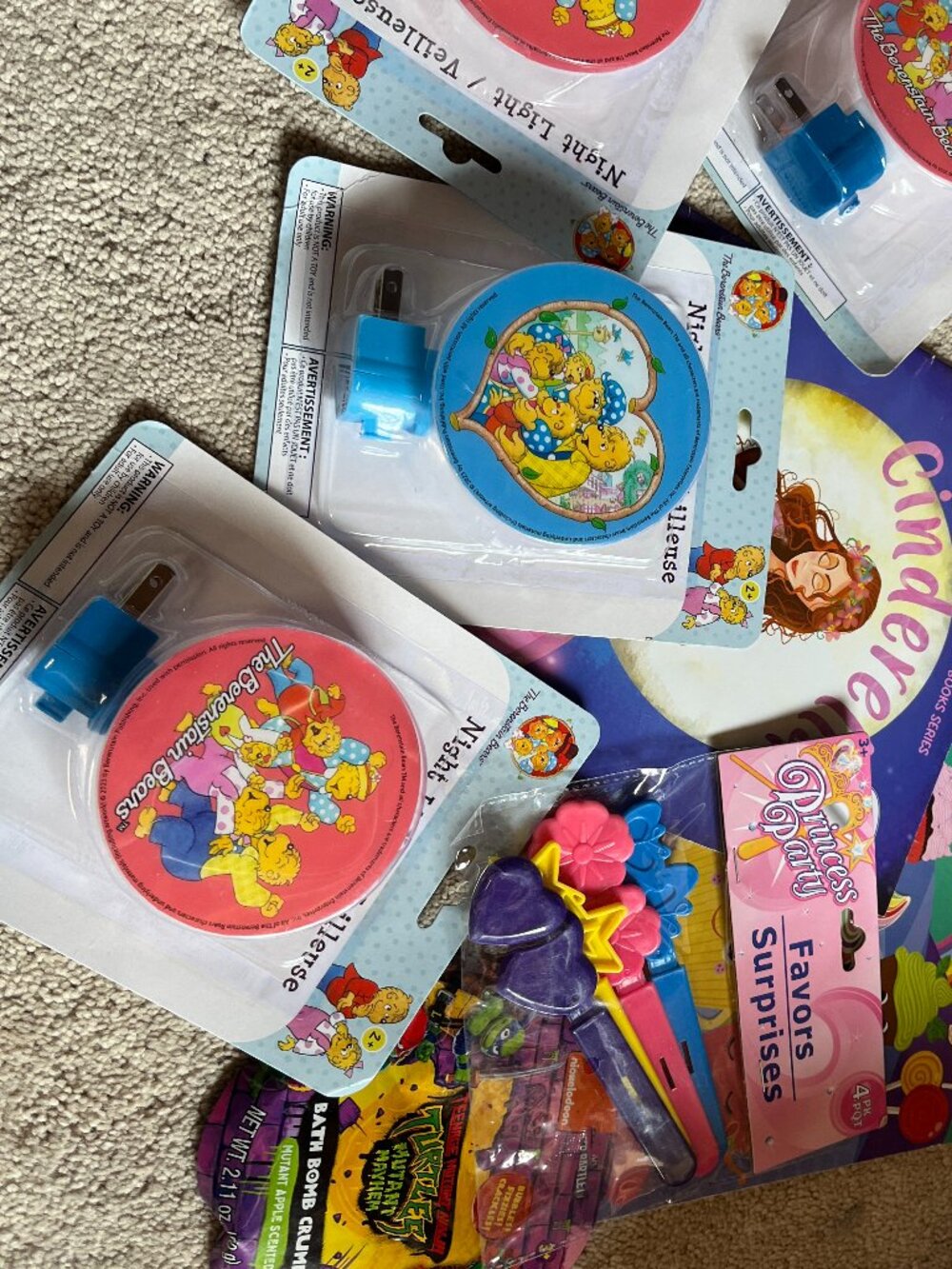 Kids Mixed Lot - Cinderella Berenstain Bears Ninja Turtles Princess Party Favors
